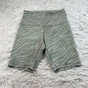 Lululemon Align Short 8" Le Tigre Camo Green Fern Multi
